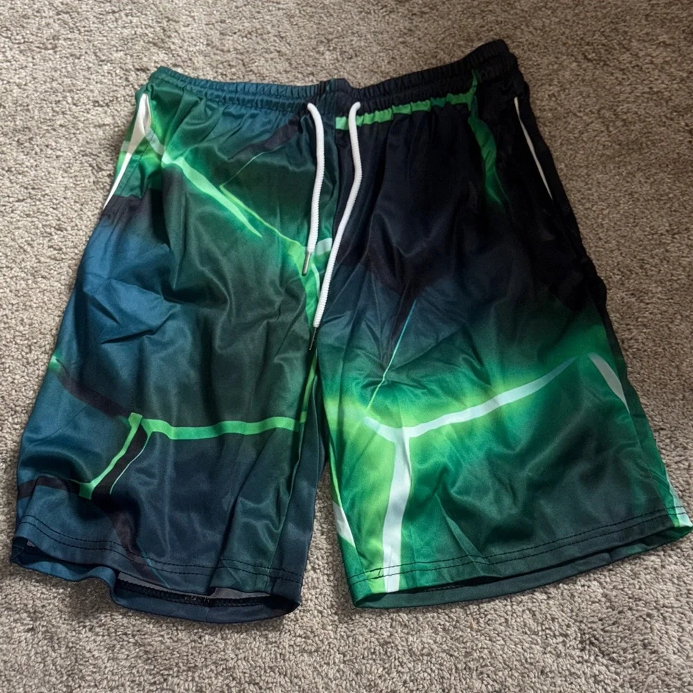 New Lightweight Green and Black Athletic Shorts for swim XL